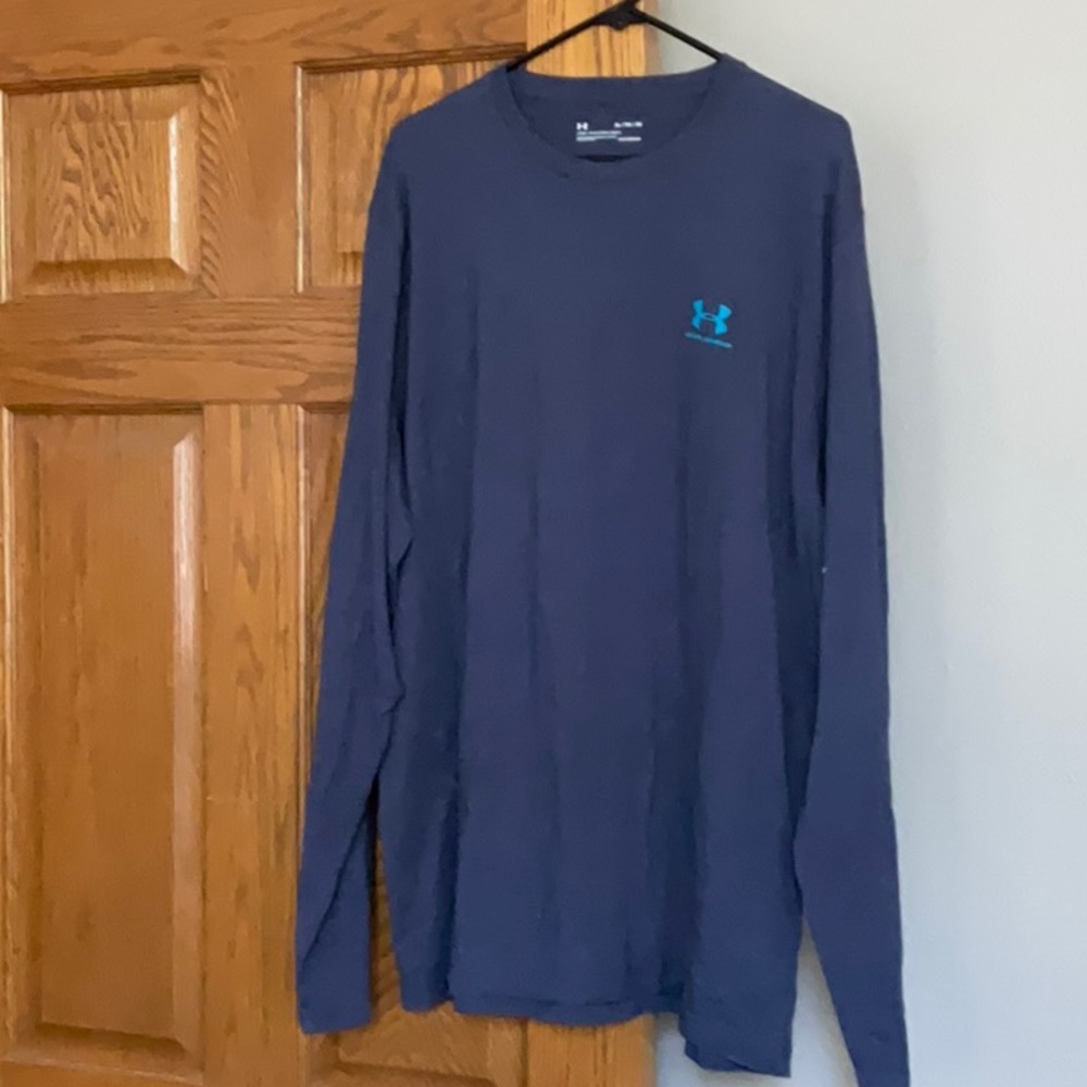 Men’s Long Sleeve Under Armour Shirt